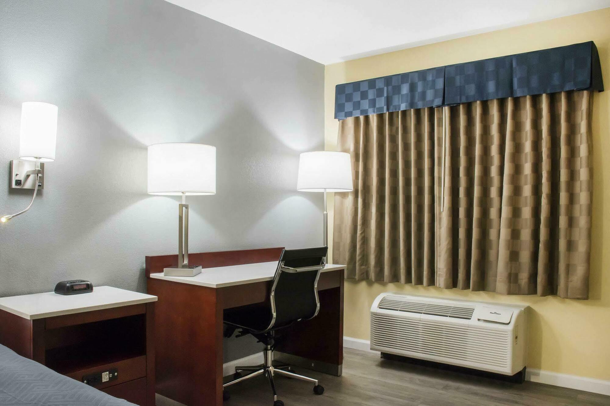 Escape Inn Hershey Extérieur photo